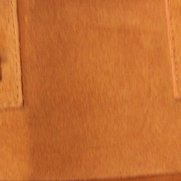 Two-toned Tan Leather & Suede Handbag/Purse with Golden Hardware - Picture 14 of 15